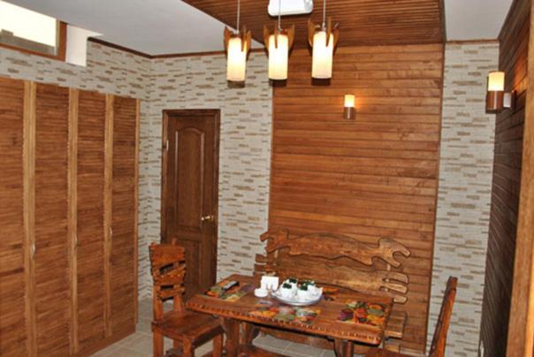 Hotel Aquarius Chornomorsk Exterior photo