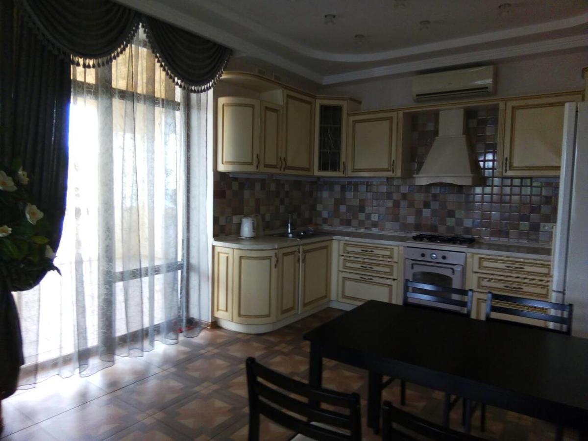 Hotel Aquarius Chornomorsk Exterior photo